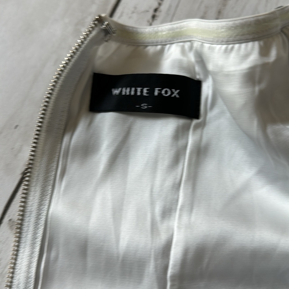 White fox corset - Picture 3 of 4
